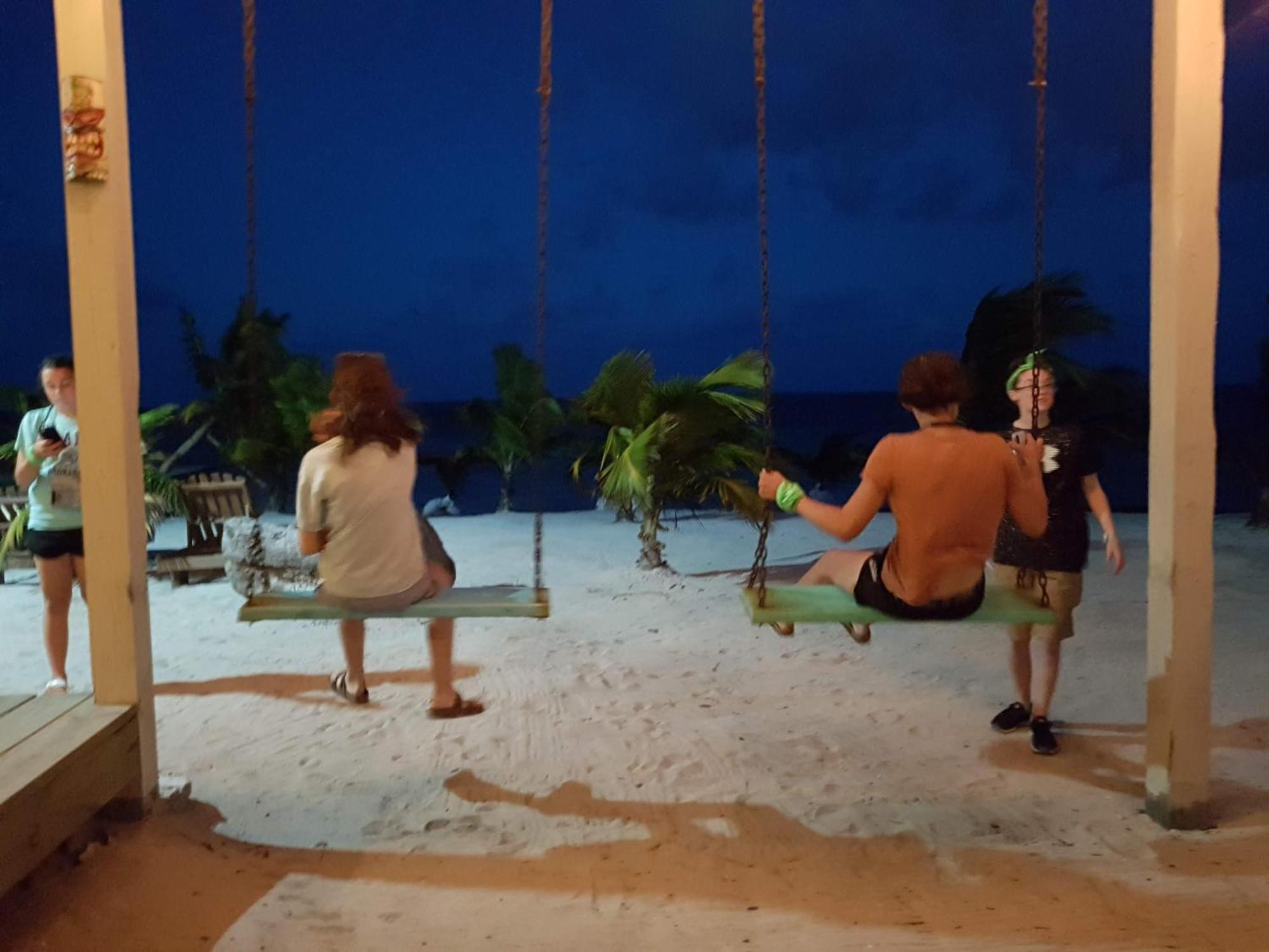 Royal Caribbean Resort San Pedro (Ambergris Caye) Exterior foto